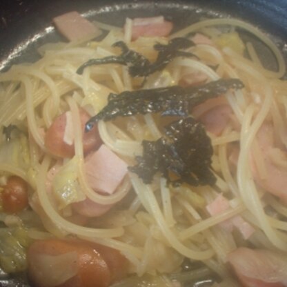 パスタが少ししかなかったので、つまみ的にいただきました。にんにくが入ると美味しいですね。ご馳走様でした。